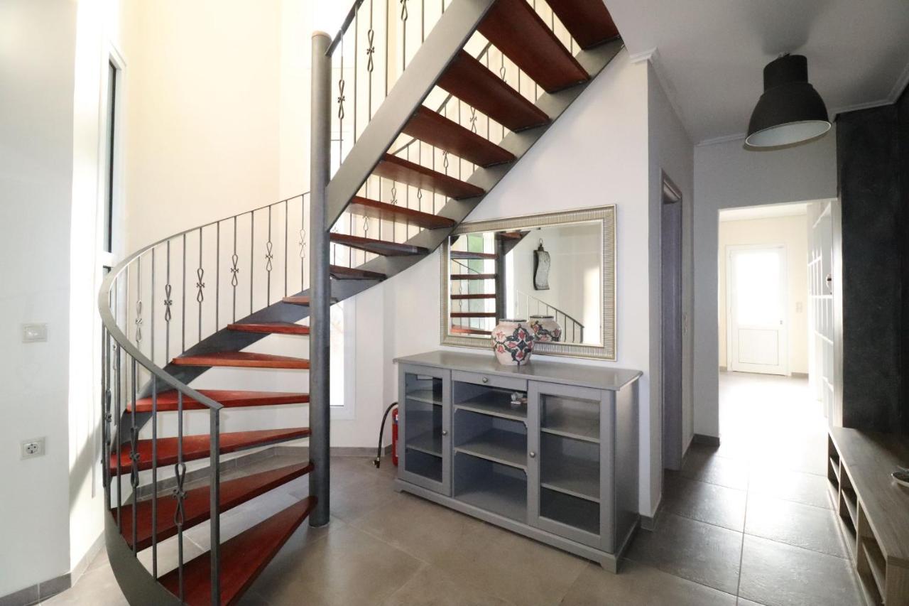 Villa Faiax Pyrgi  Ngoại thất bức ảnh